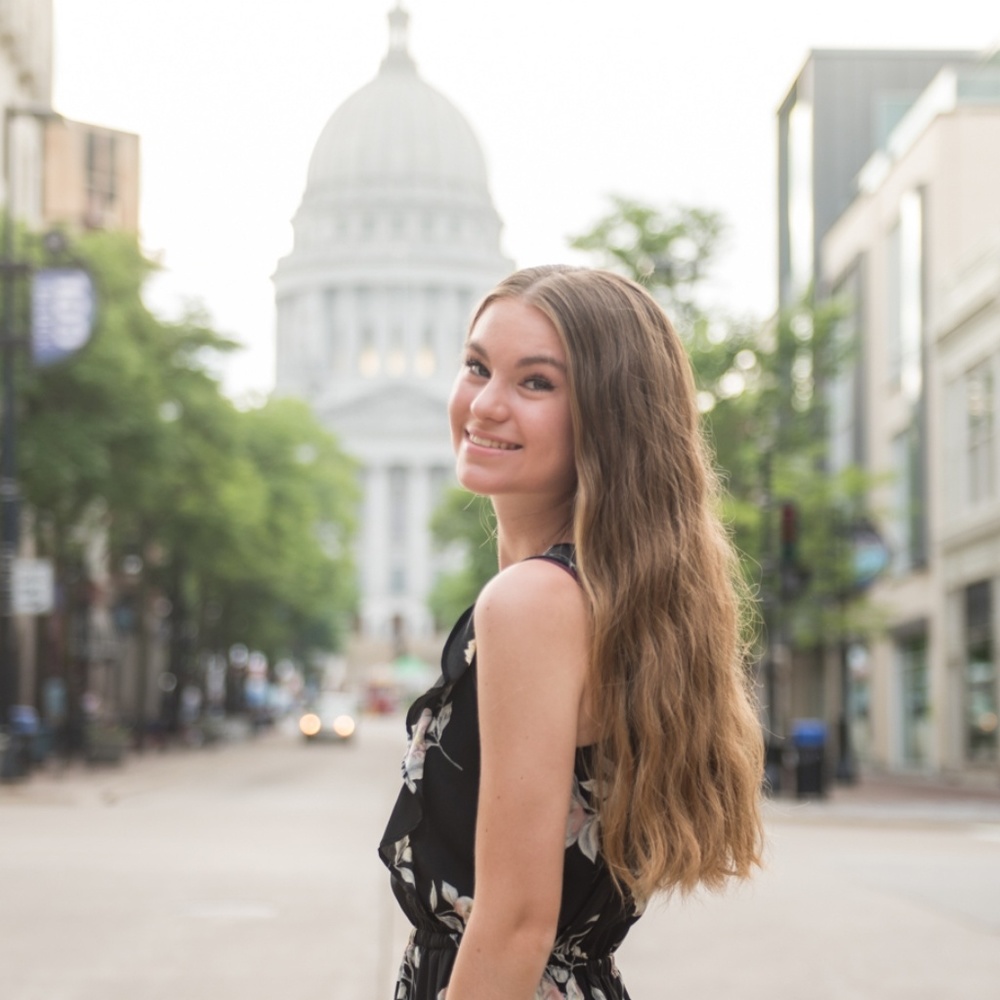 Meet your Posher, Emma